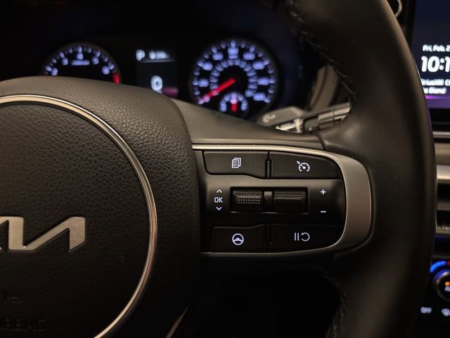 Used 2023 Kia K5 EX image 16