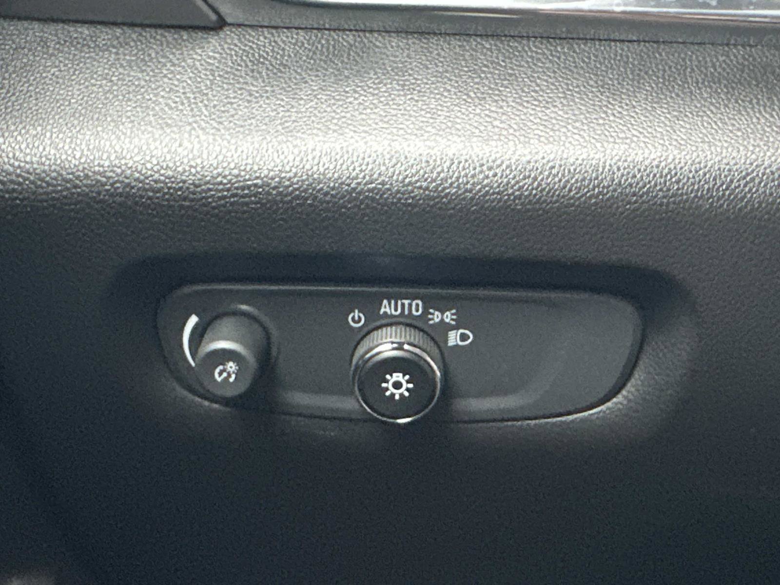 Certified 2023 Chevrolet Traverse LT AWD/4WD image 26