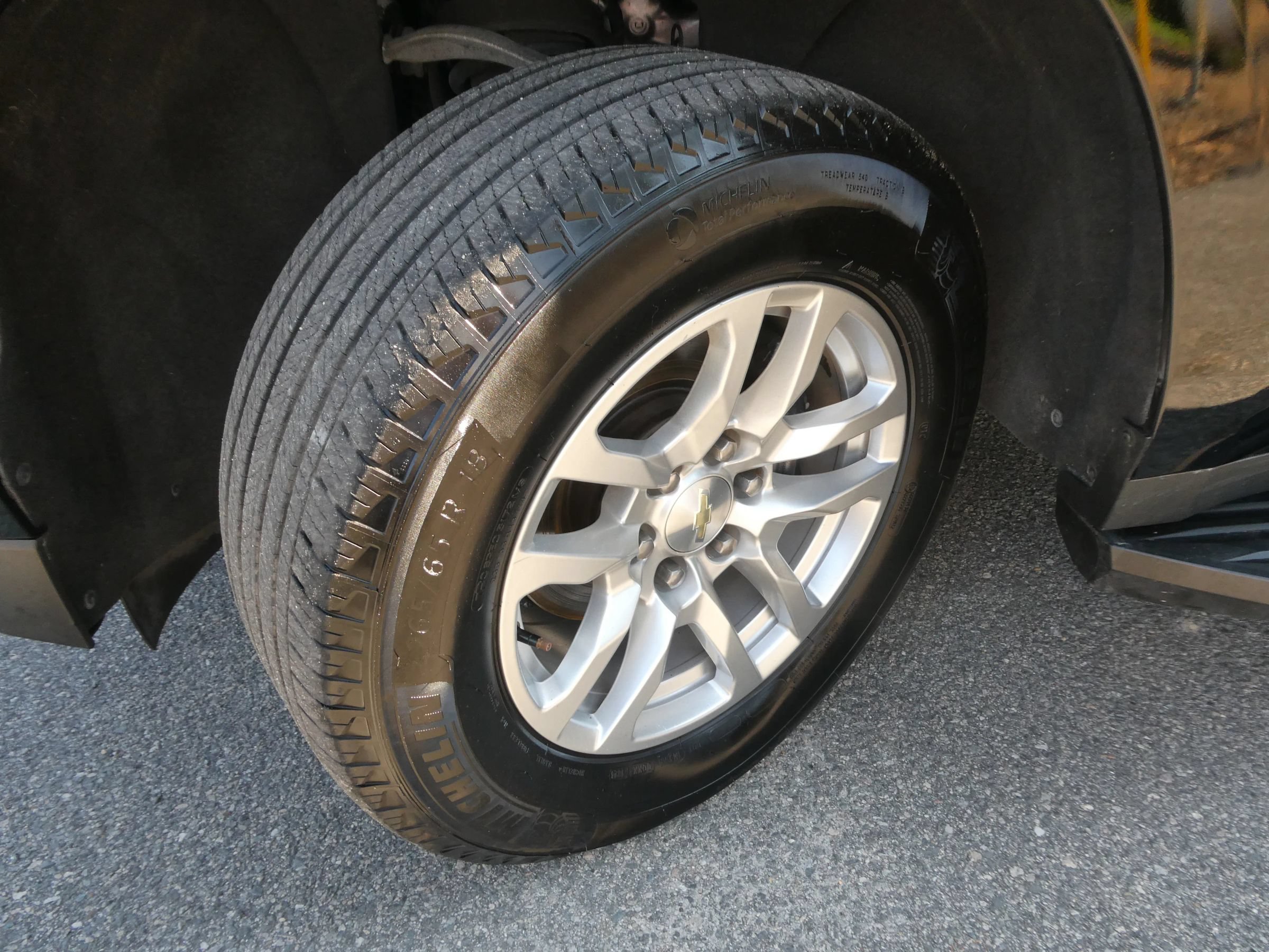Used 2021 Chevrolet Tahoe LT AWD/4WD image 32
