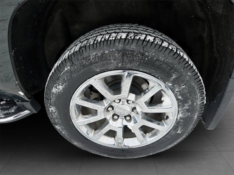 Used 2016 GMC Yukon Denali image 32