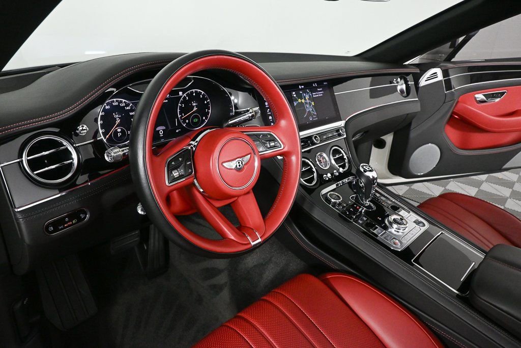 Used 2021 Bentley Continental GT V8 image 6