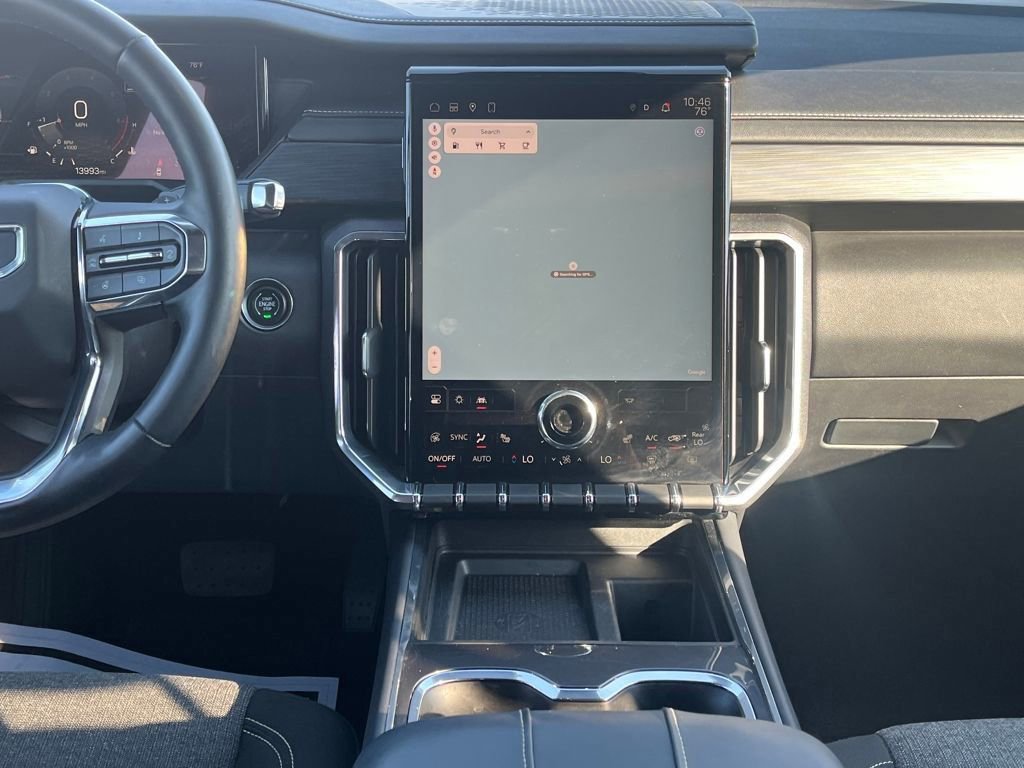 Used 2025 GMC Acadia Elevation image 28