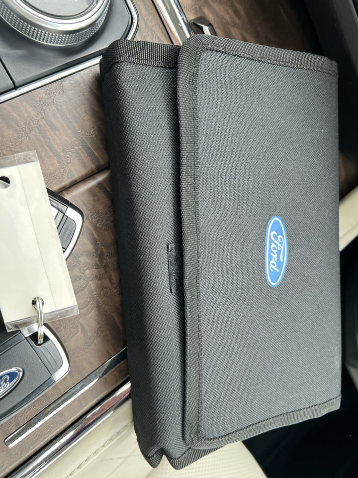 Used 2020 Ford Expedition Platinum image 31