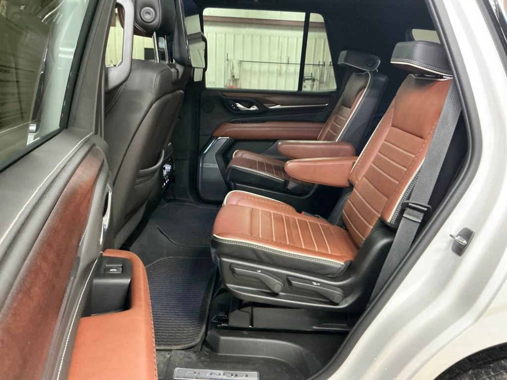 Certified 2024 GMC Yukon Denali Ultimate AWD/4WD image 23