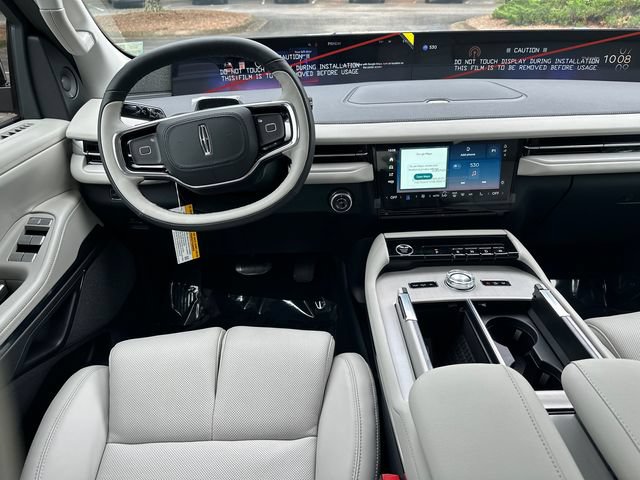 New 2026 Lincoln Navigator Reserve AWD/4WD image 25