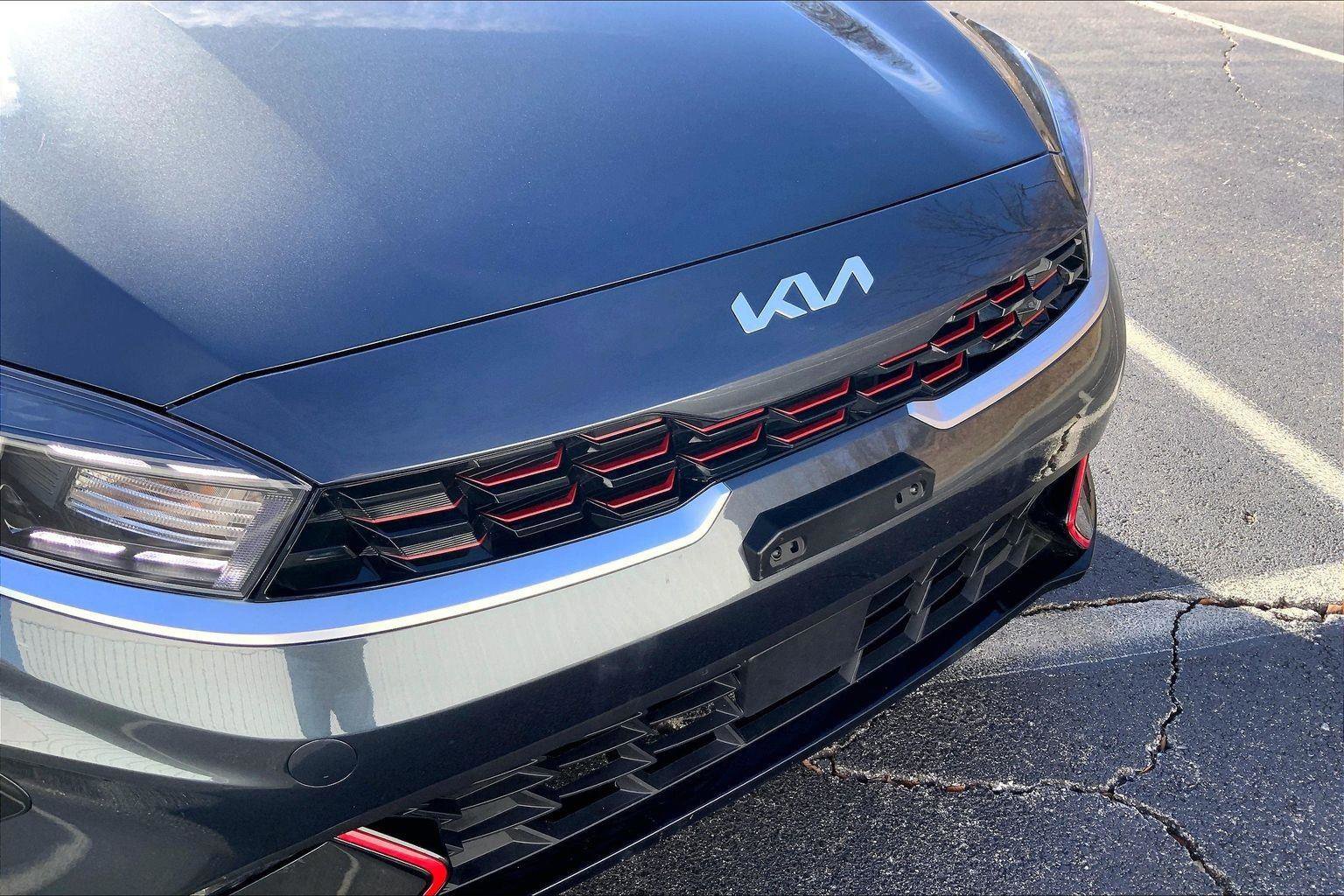 Used 2024 Kia Forte GT-Line w/ GT-Line Premium Package image 28