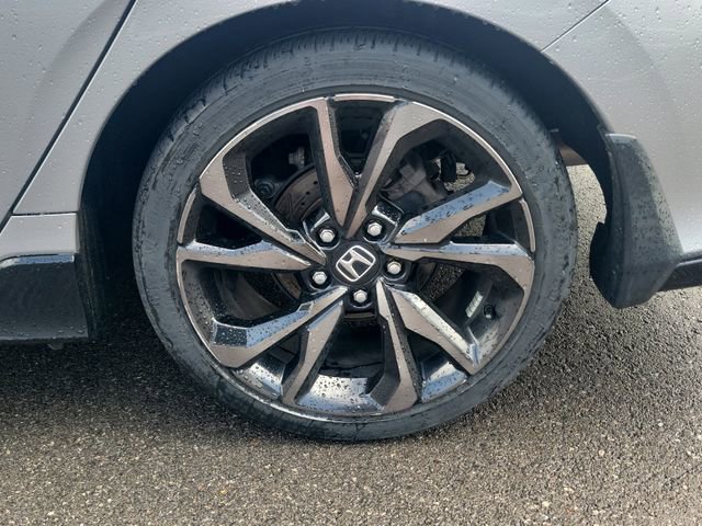 Used 2019 Honda Civic Sport Touring image 9