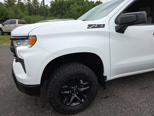 Used 2025 Chevrolet Silverado 1500 LT Trail Boss w/ Convenience Package II AWD/4WD image 42