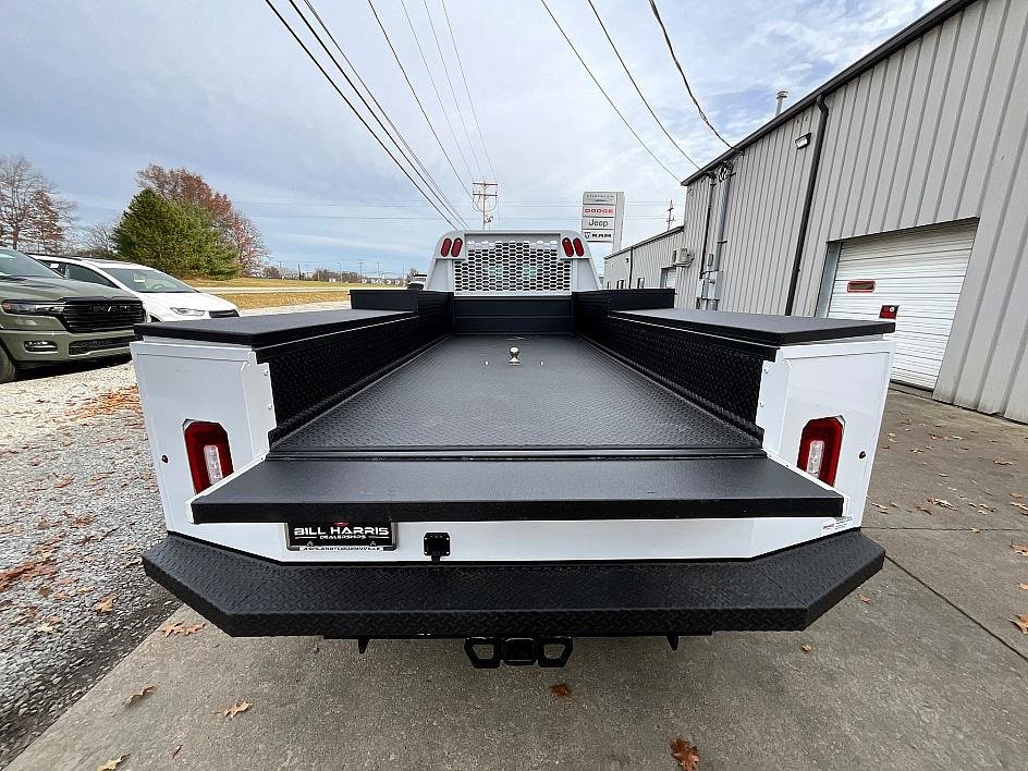 New 2026 RAM 5500 4x4 Crew Cab image 12