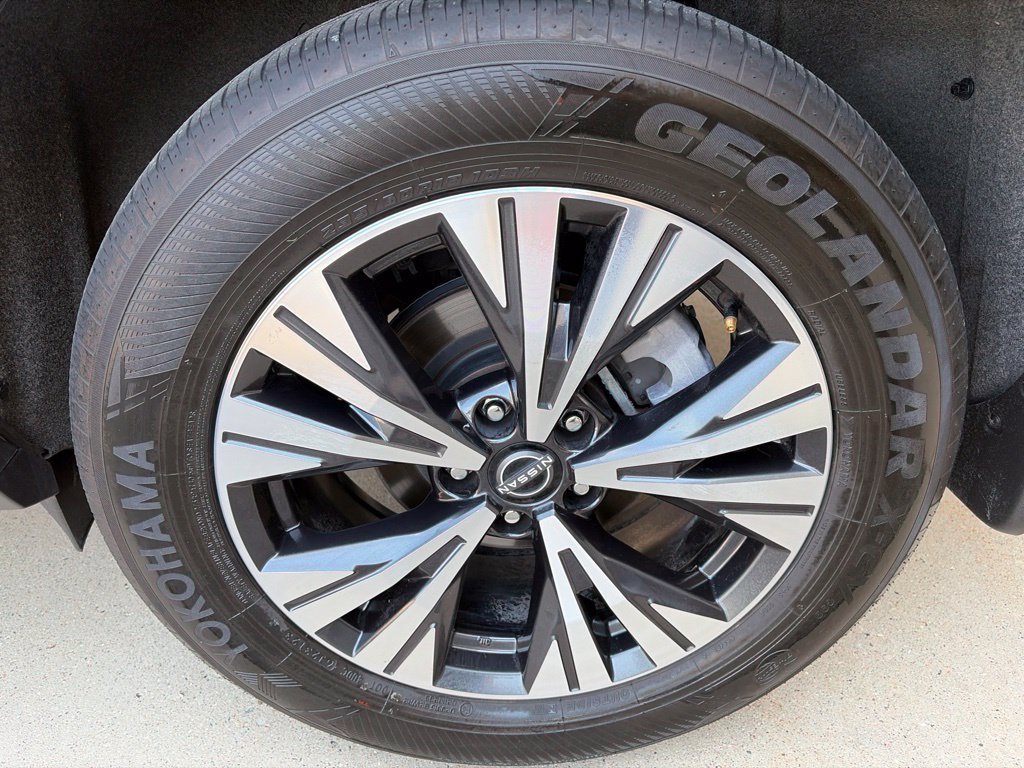 Used 2023 Nissan Rogue SV AWD/4WD image 20