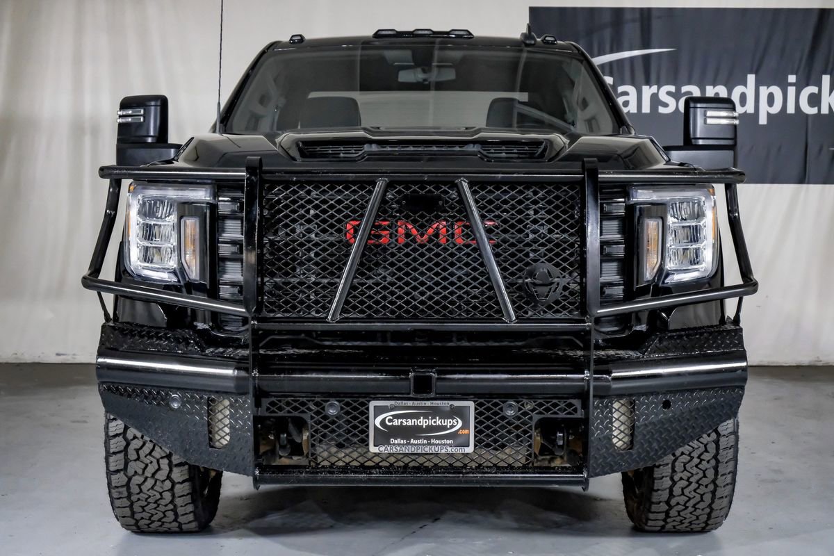 Used 2023 GMC Sierra 2500 SLE w/ SLE Value Package; image 3