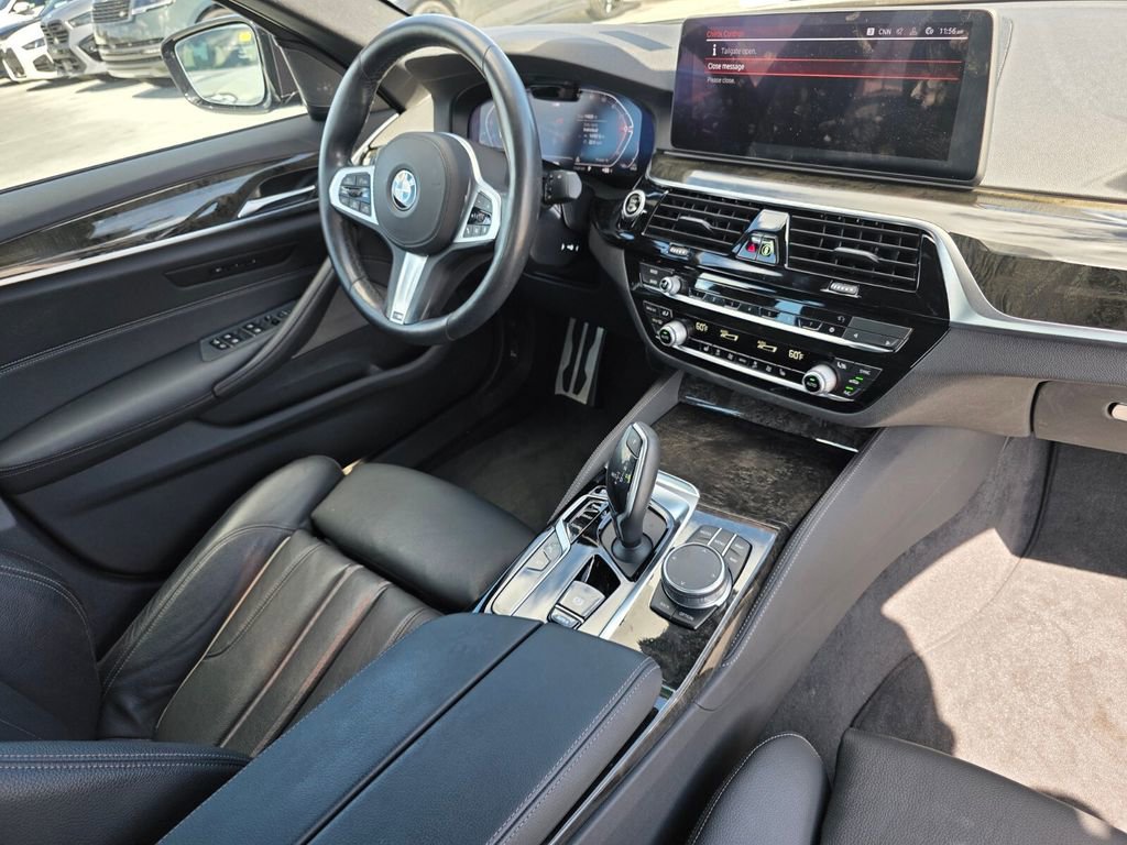 Used 2021 BMW 540i w/ M Sport Package image 26