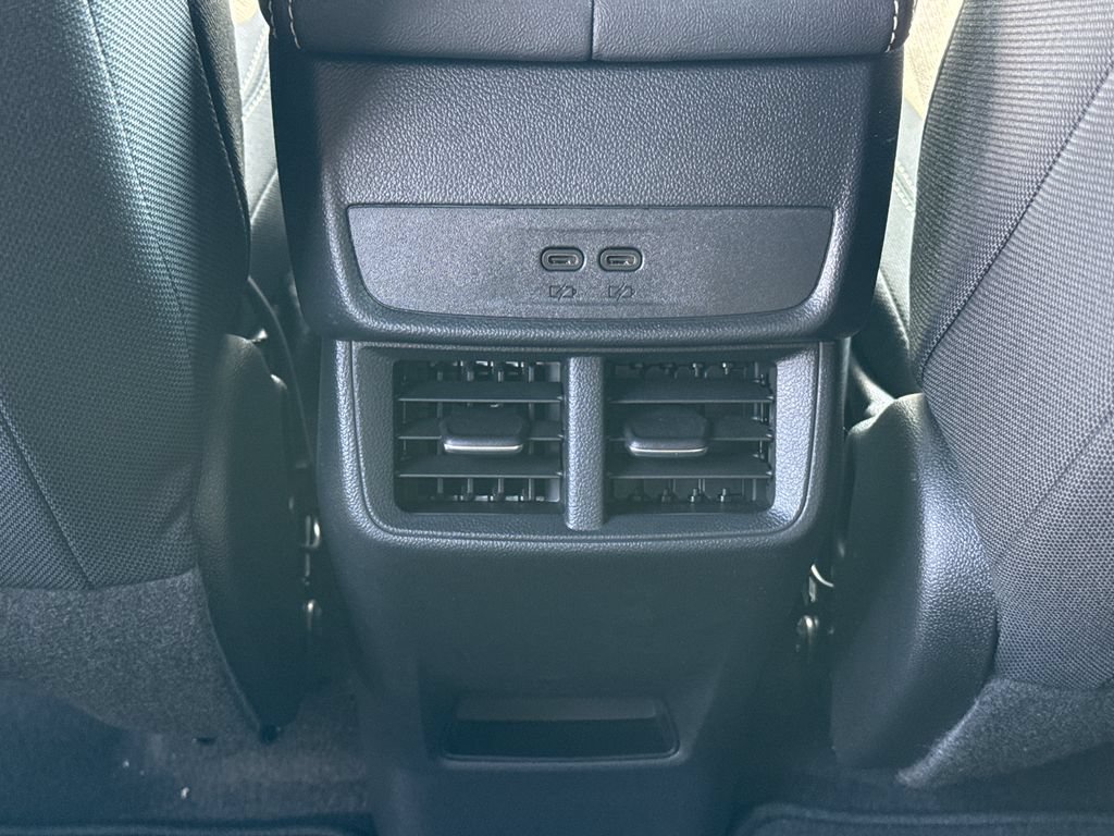 New 2027 GMC Terrain Elevation w/ Technology Package II AWD/4WD image 28
