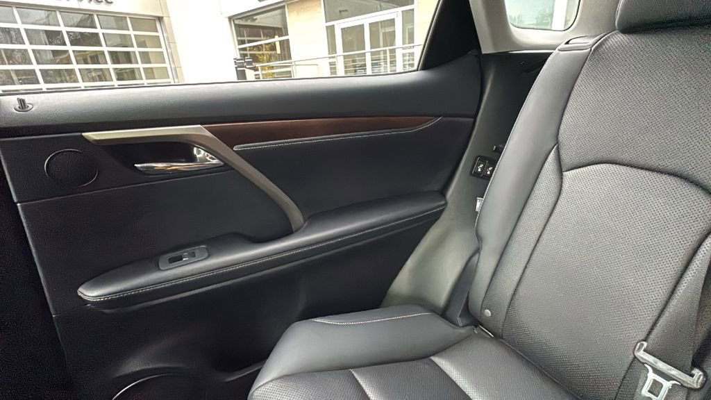 Used 2022 Lexus RX 350L 350L image 35