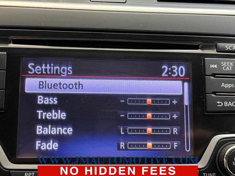 Used 2015 Nissan Sentra SV FWD image 27
