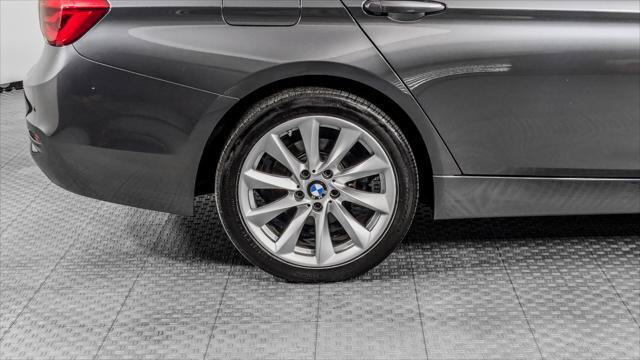 Used 2016 BMW 320i xDrive Sedan w/ Sport Package AWD/4WD image 26