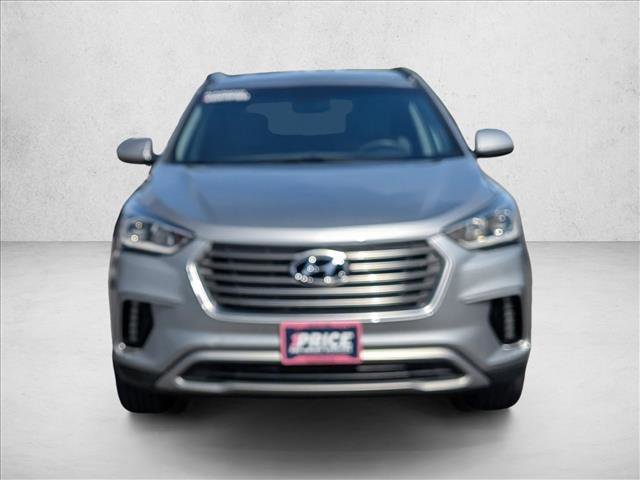 Used 2017 Hyundai Santa Fe SE FWD image 2