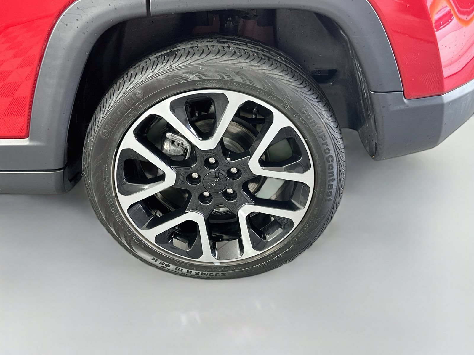 Used 2021 Jeep Compass Limited w/ Elite Exterior Group AWD/4WD image 30