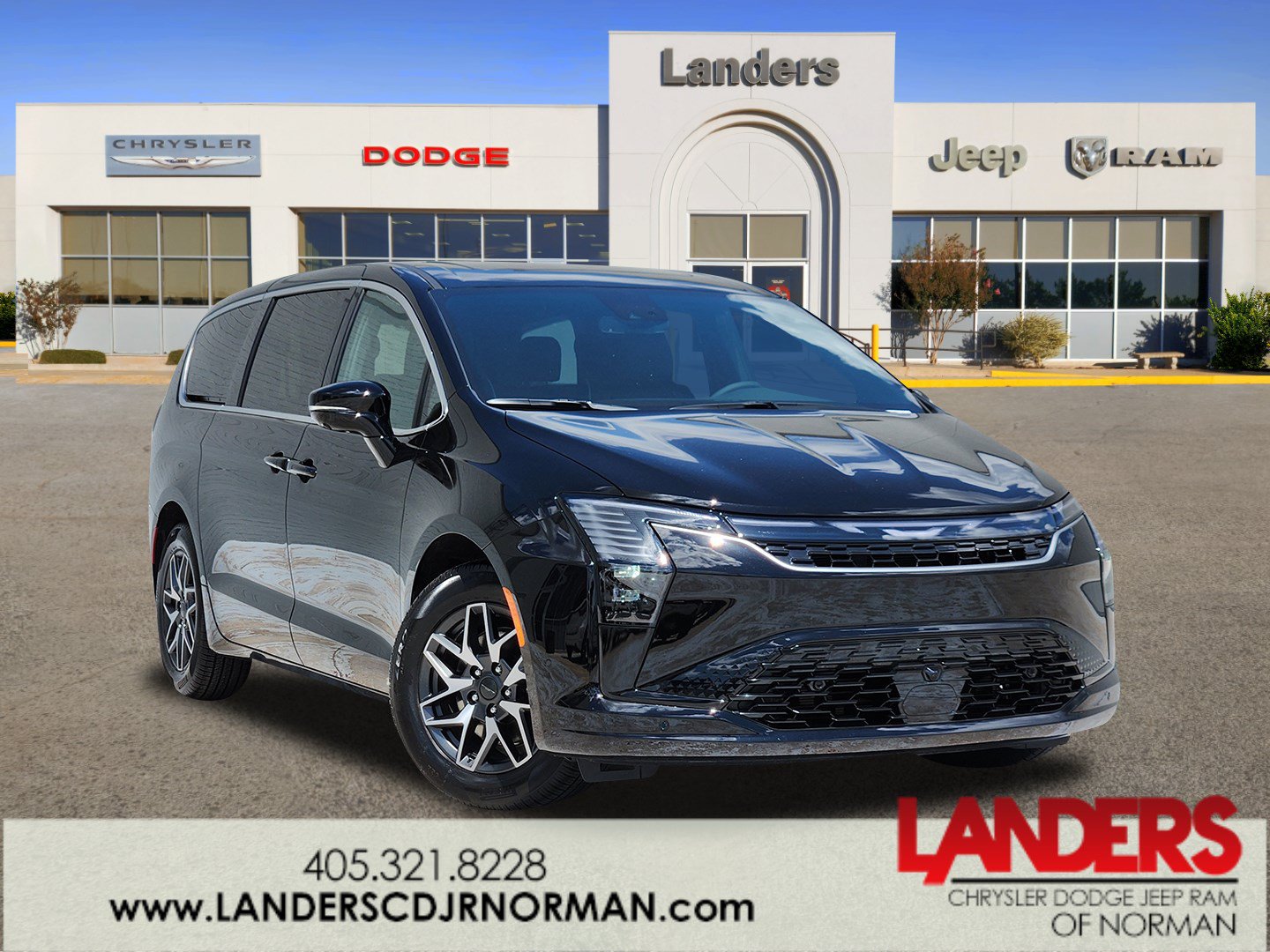 New 2027 Chrysler Pacifica Limited FWD image 1
