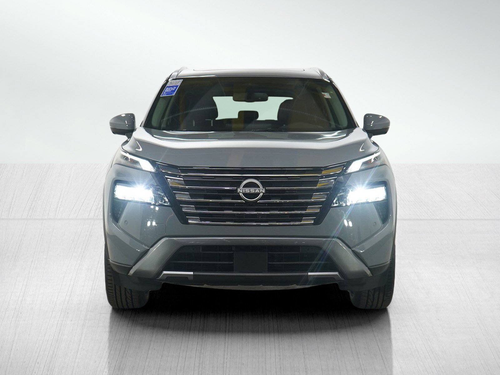 Used 2025 Nissan Rogue SL w/ SL Premium Package image 8