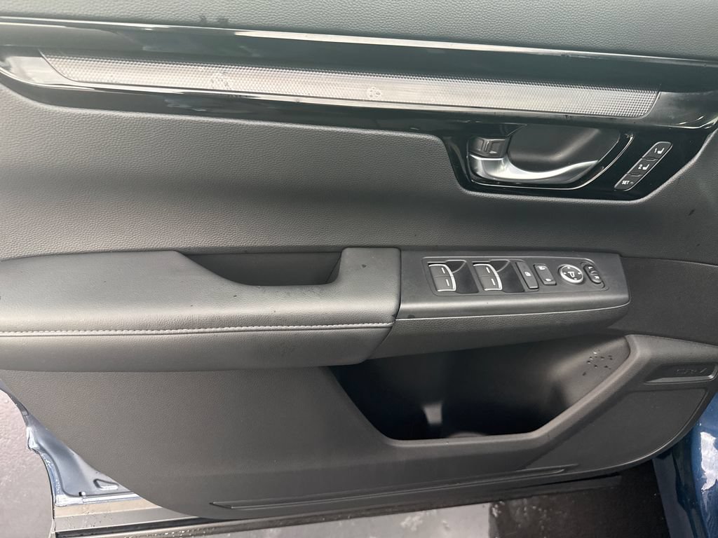 Used 2024 Honda CR-V EX-L image 9