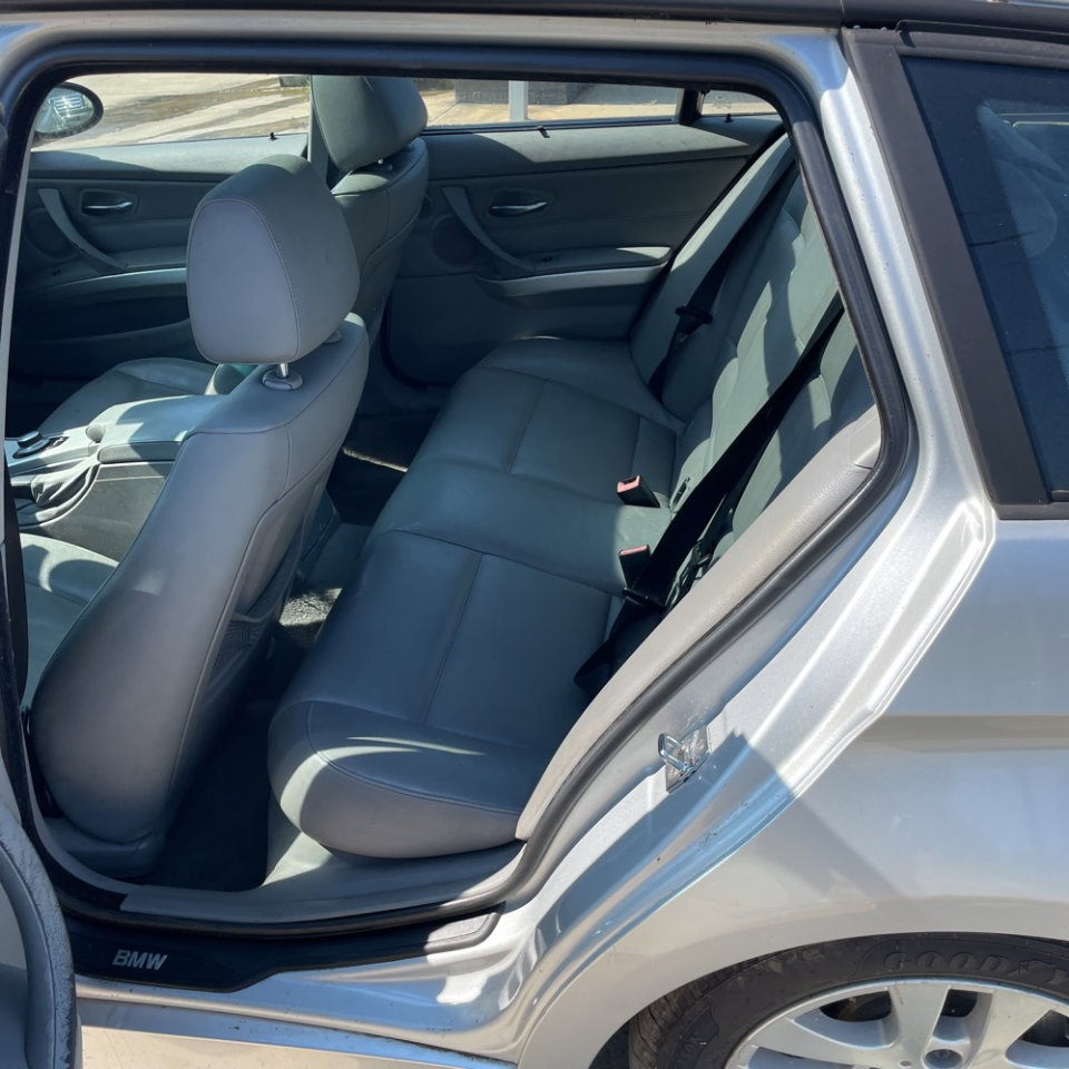 Used 2007 BMW 328xi Wagon image 17