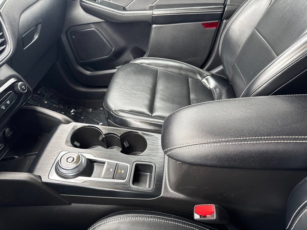 Used 2025 Ford Escape Platinum AWD/4WD image 21