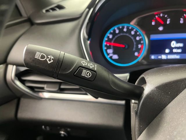 Used 2023 Chevrolet Traverse LT image 22