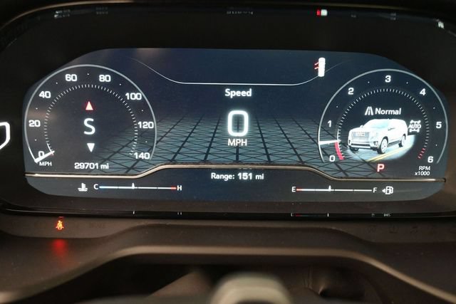 Used 2024 GMC Yukon Denali Ultimate AWD/4WD image 9
