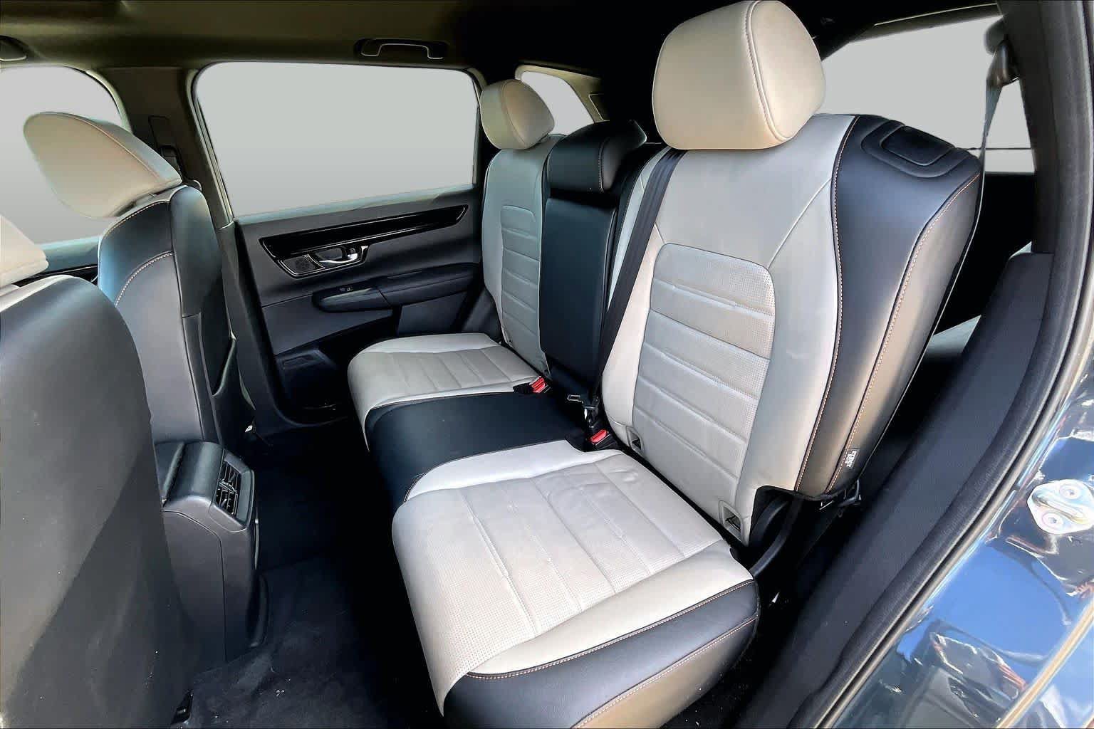 Used 2024 Honda CR-V Sport Touring image 18