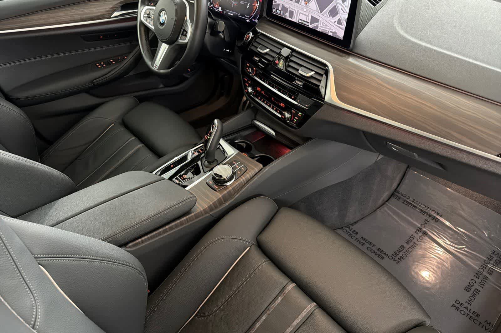 Used 2023 BMW 540i w/ Executive Package RWD image 15