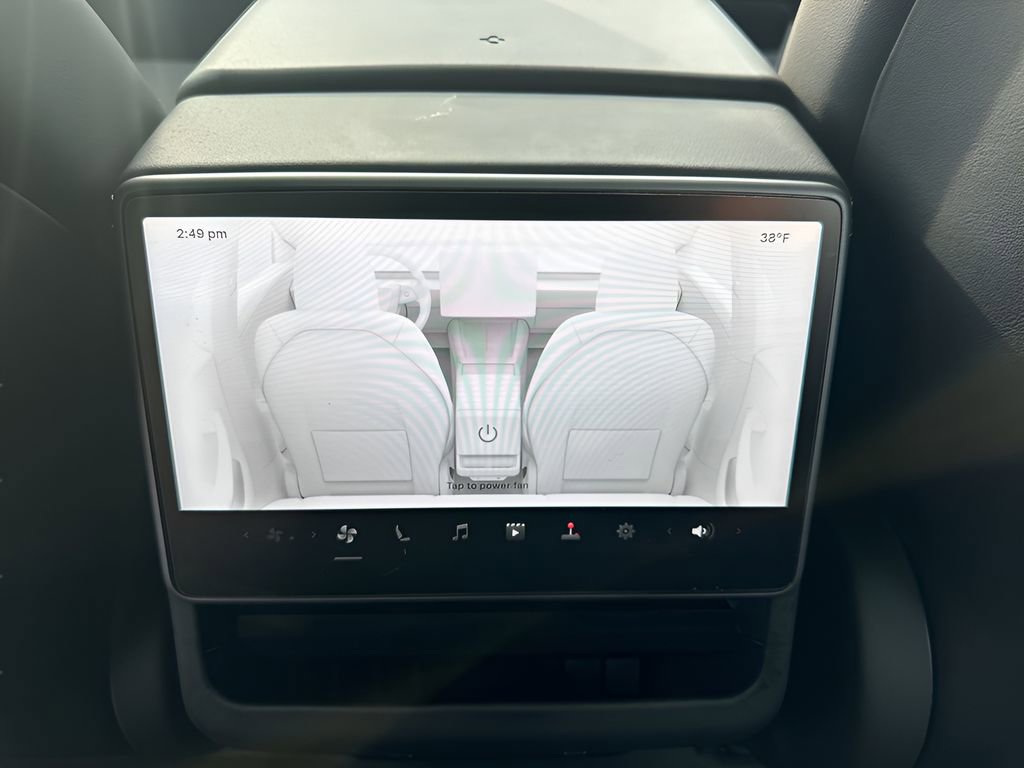 Used 2024 Tesla Model 3 Standard Range image 13