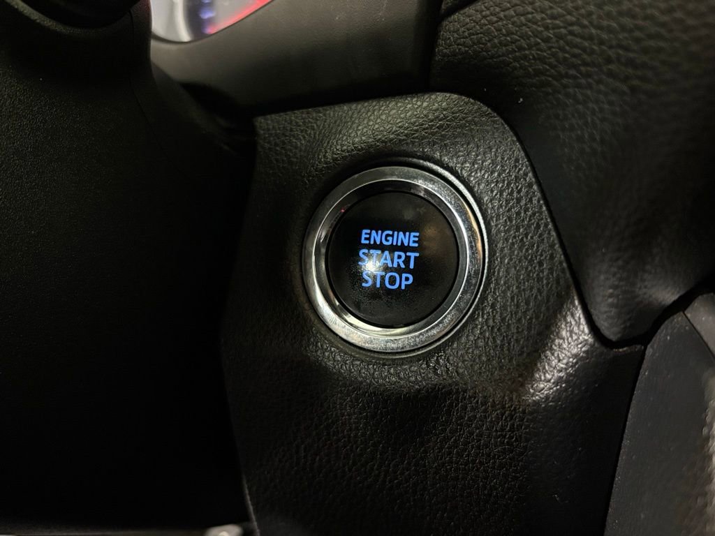 Used 2019 Toyota RAV4 XLE Premium image 24