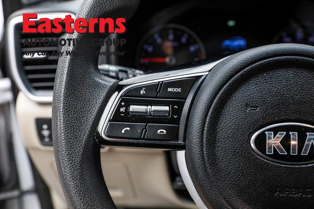 Used 2022 Kia Sportage LX image 15