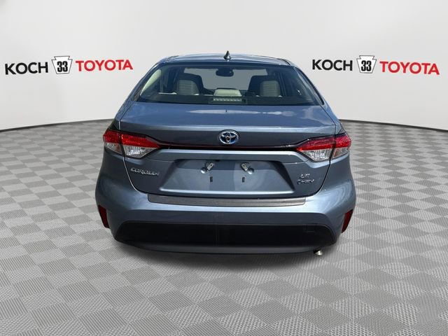 Used 2025 Toyota Corolla LE image 7