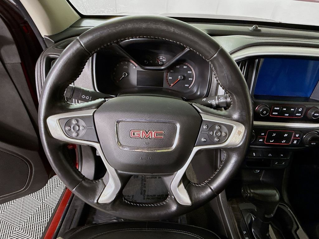 Used 2015 GMC Canyon SLT image 20