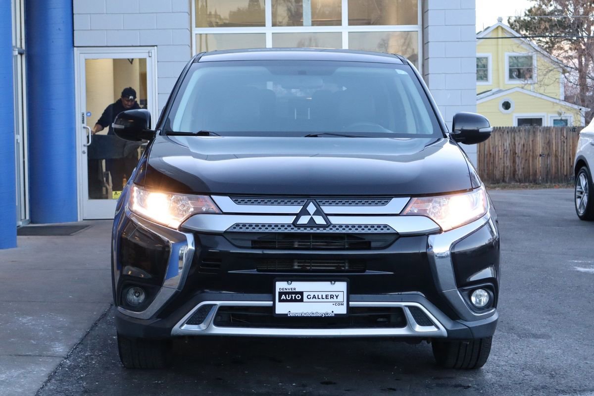 Used 2019 Mitsubishi Outlander SE image 7