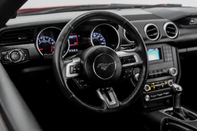 Used 2020 Ford Mustang Coupe w/ Black Accent Package RWD image 13