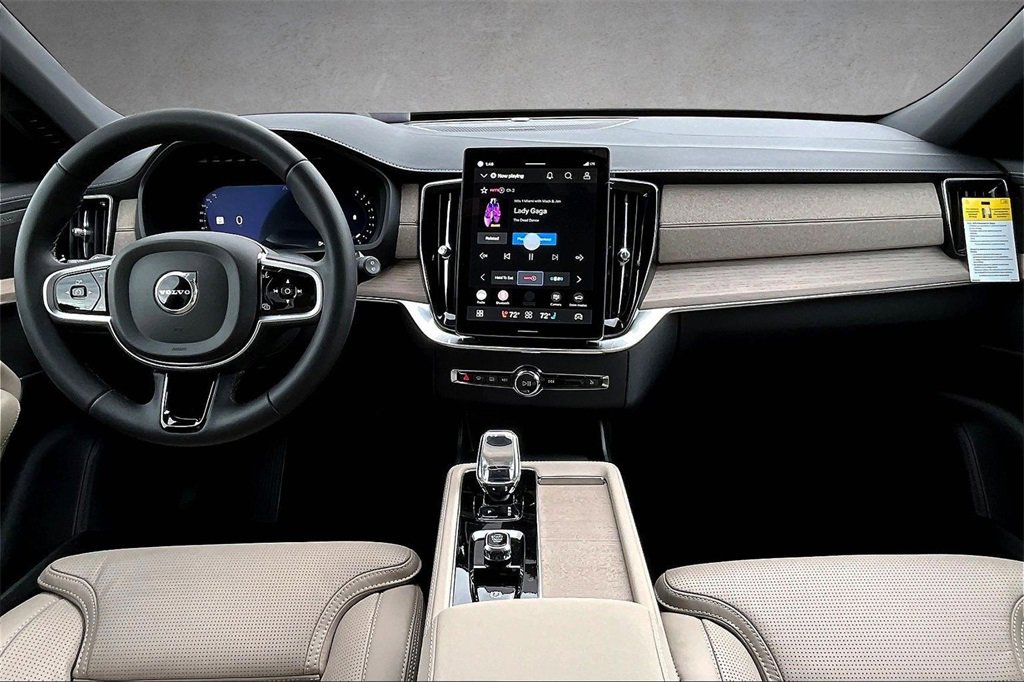 New 2026 Volvo XC90 B6 Ultra image 5