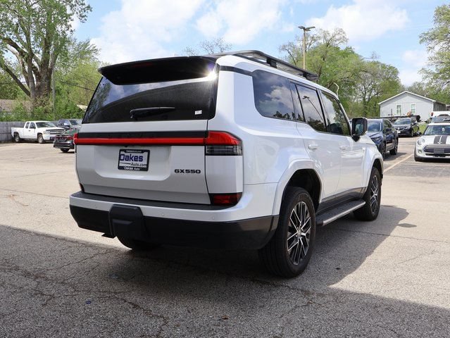 Used 2024 Lexus GX 550 w/ Accessory Package (2T) AWD/4WD image 8