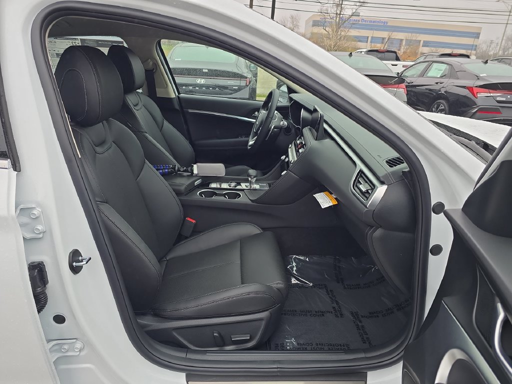 Used 2026 Genesis G70 2.5T AWD/4WD image 24