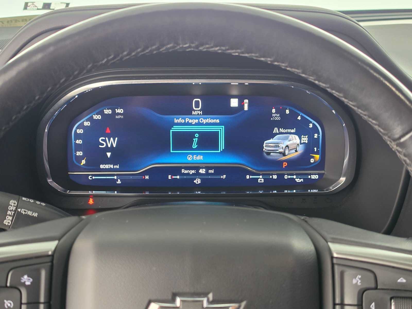 Used 2022 Chevrolet Tahoe Z71 w/ Z71 Off-Road Package AWD/4WD image 25