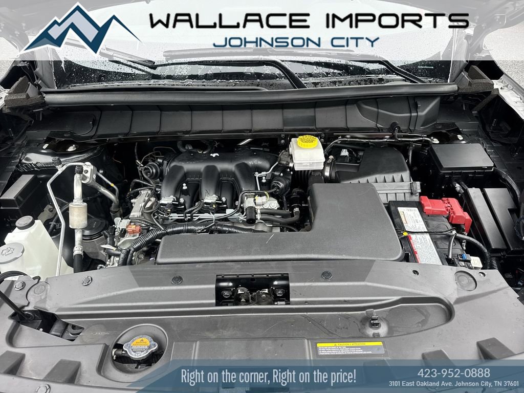 Used 2024 Nissan Pathfinder S image 44