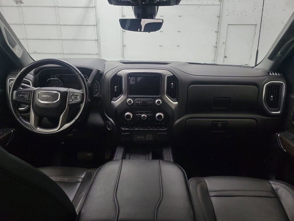 Used 2023 GMC Sierra 3500 Denali w/ Denali Ultimate Package AWD/4WD image 12