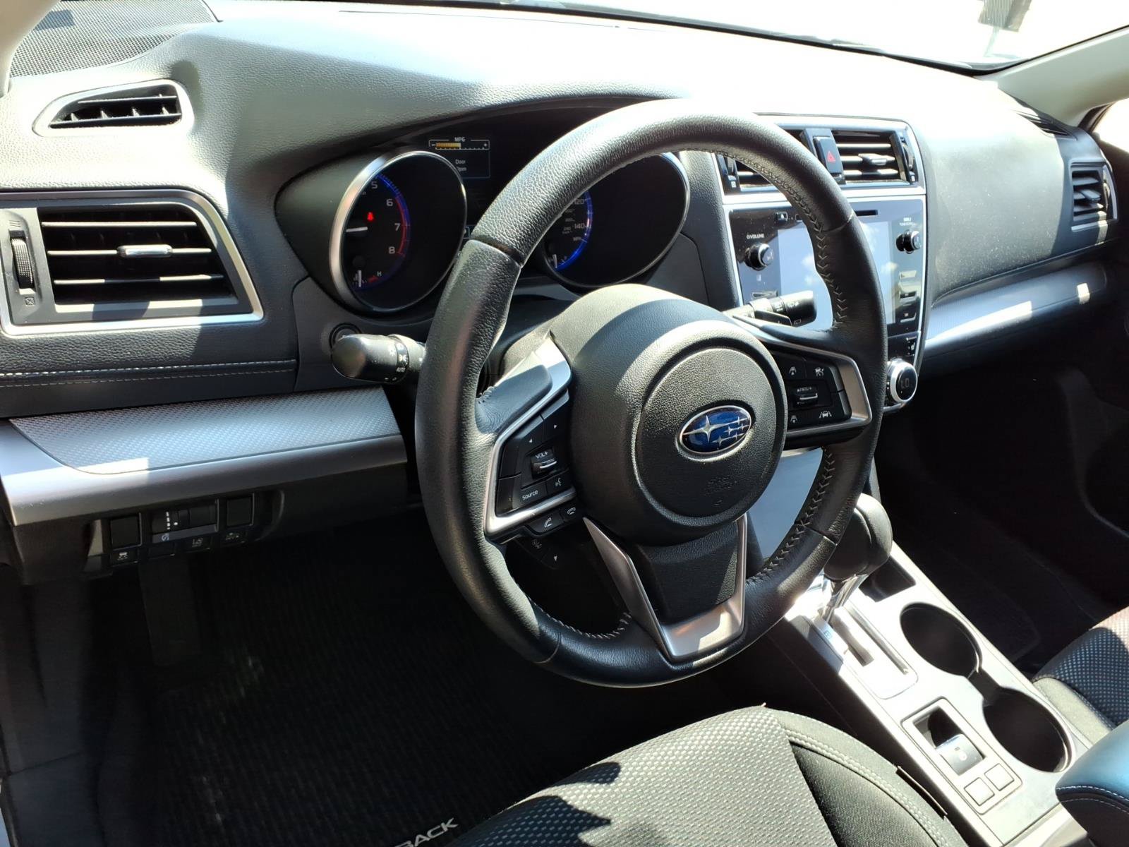 Used 2019 Subaru Outback 2.5i Premium AWD/4WD image 8