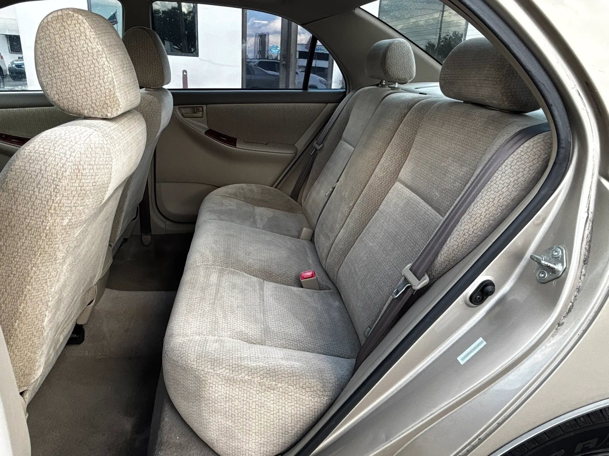 Used 2004 Toyota Corolla LE image 11