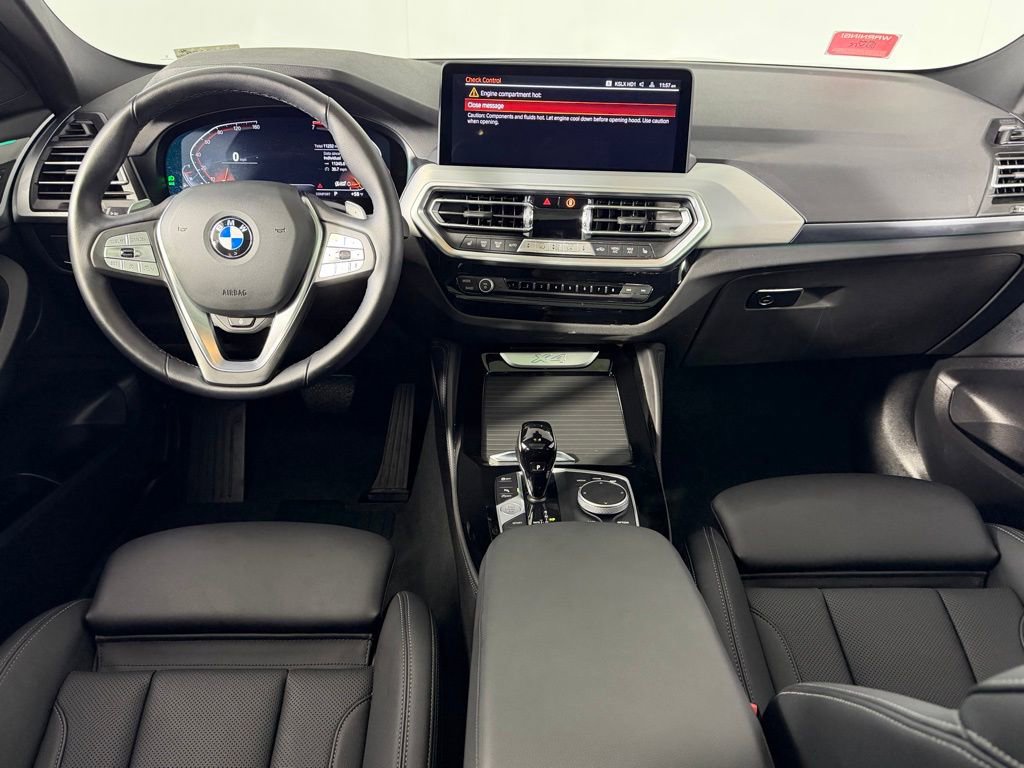 Used 2025 BMW X4 xDrive30i image 12