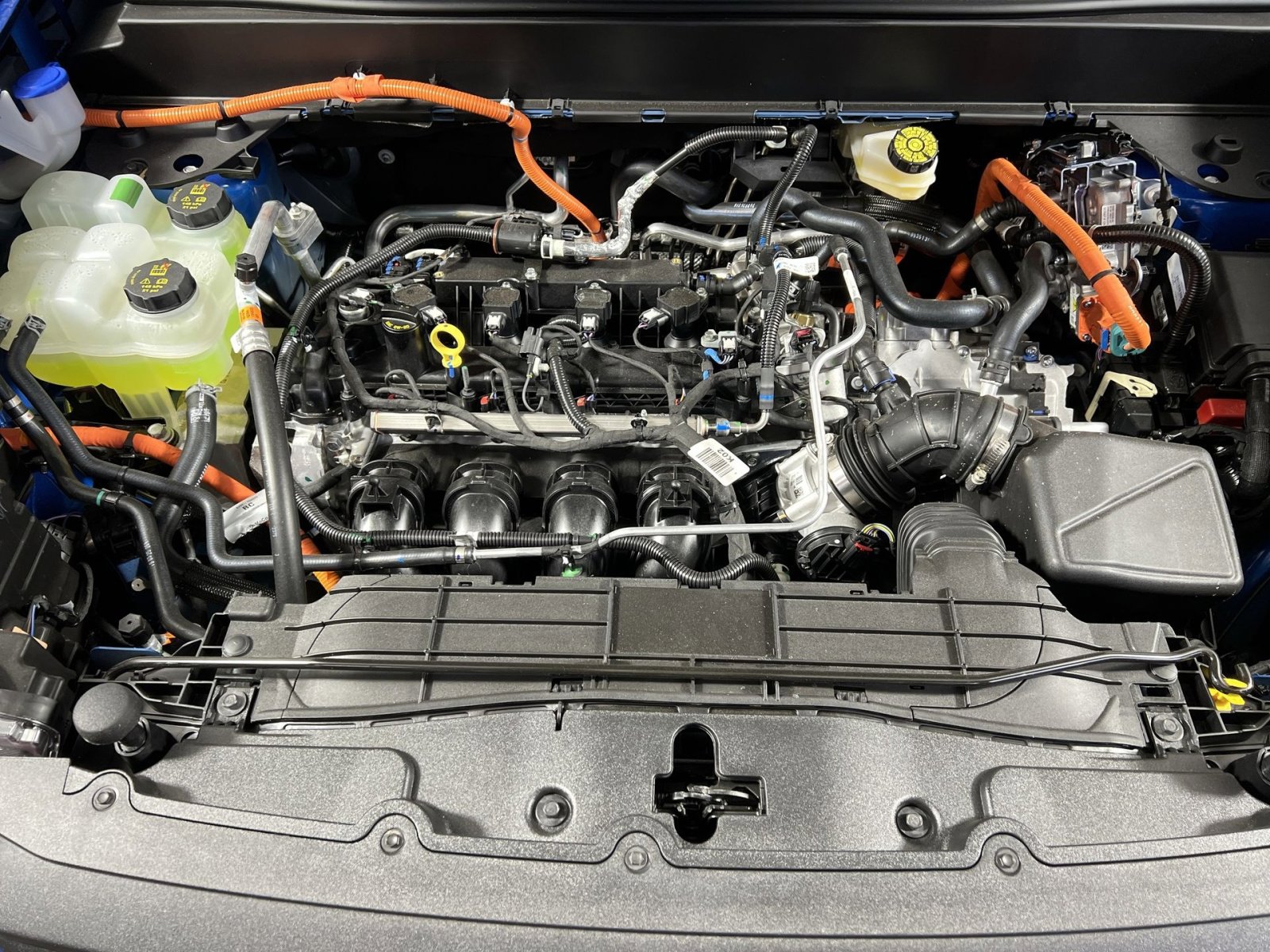 New 2025 Ford Maverick XLT w/ Equipment Group 301A image 25