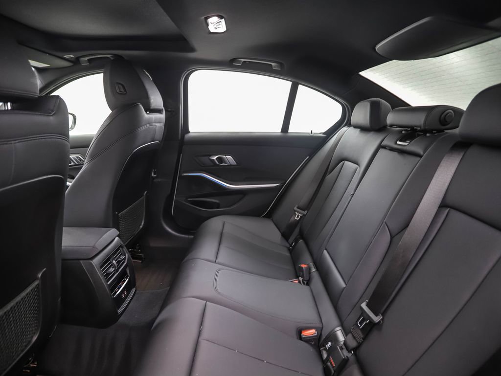 Used 2021 BMW 330e xDrive w/ Convenience Package image 22