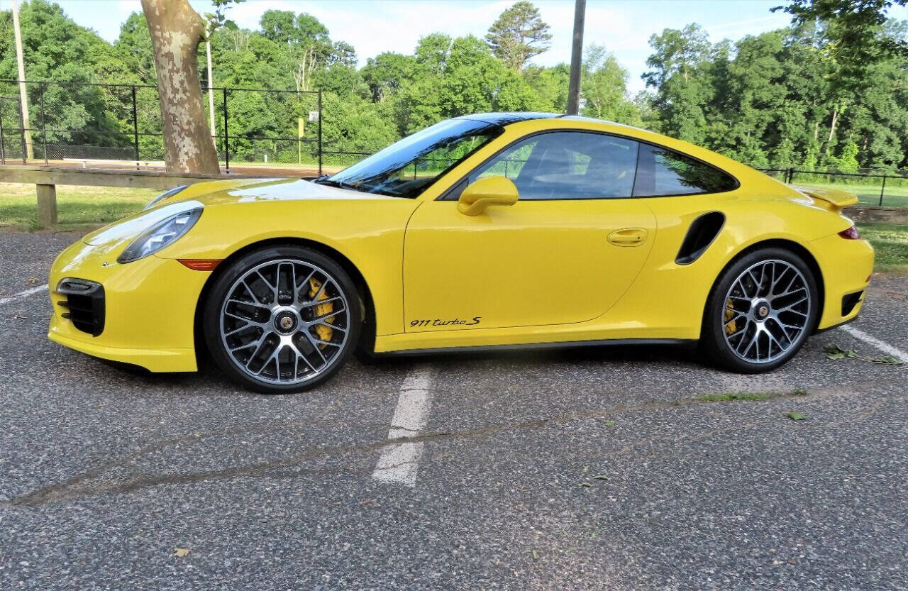 Used 2015 Porsche 911 Turbo S AWD/4WD image 2